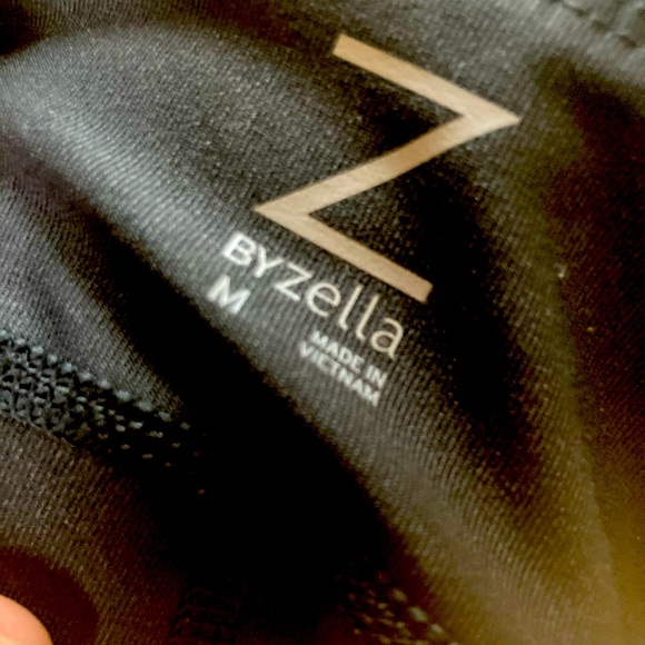 Zella Gray Black Print Medium - Picture 3 of 4